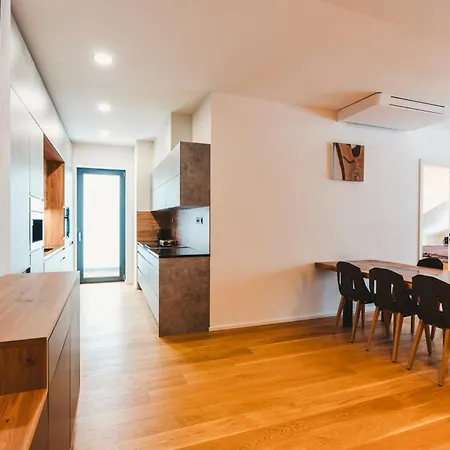 Molo Lipno Luxusni 4kk Apartment Cesky Krumlov